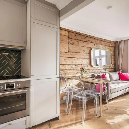 Authentic 2br With Views In Center Apartman Bergen