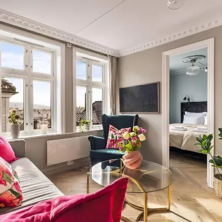 Authentic 2br With Views In Center Apartman *
